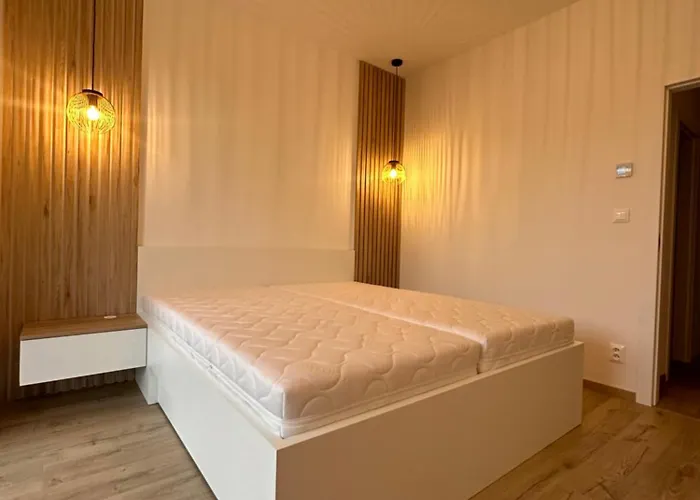 Filip V Centre Ziliny Lejlighed